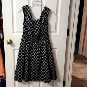 White House Black Market dress size 6